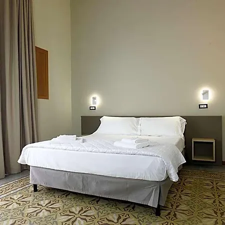Roma 62 Hotel 2*